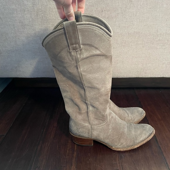 Frye Shoes - Frey Pull On Boots